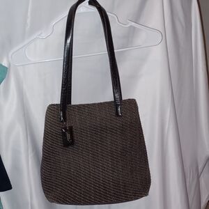 Stone Mountain crochet shoulder bag, 12x11x4